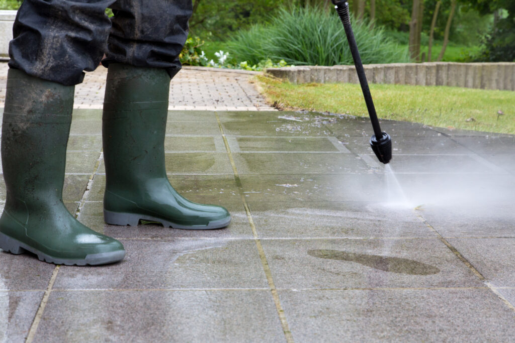 Roof Cleaning, Roof Washing